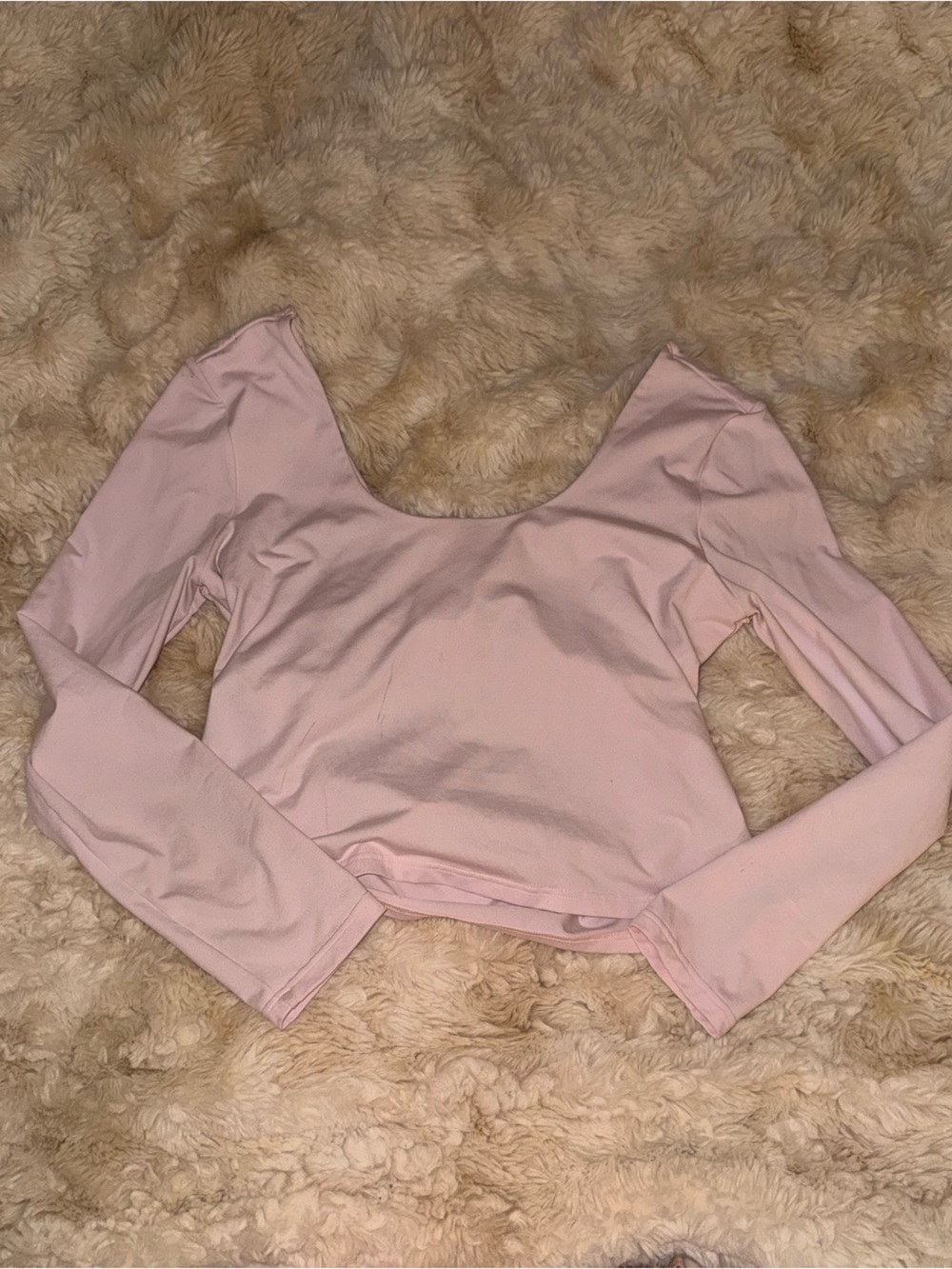 Women’s Long Sleeve Scoop Neck Crop Top - Light Pink